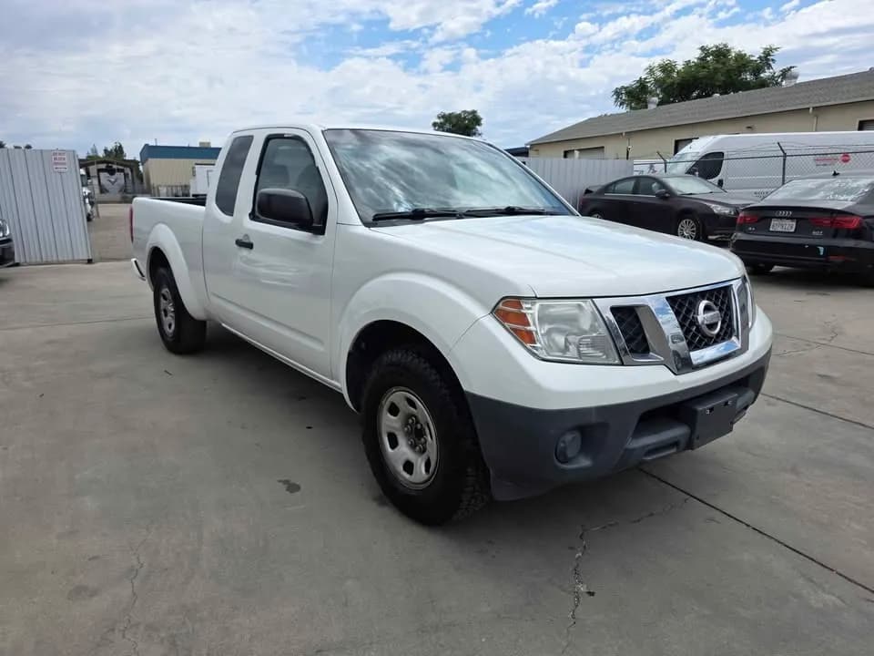 2018 Nissan Frontier S - Photo 3